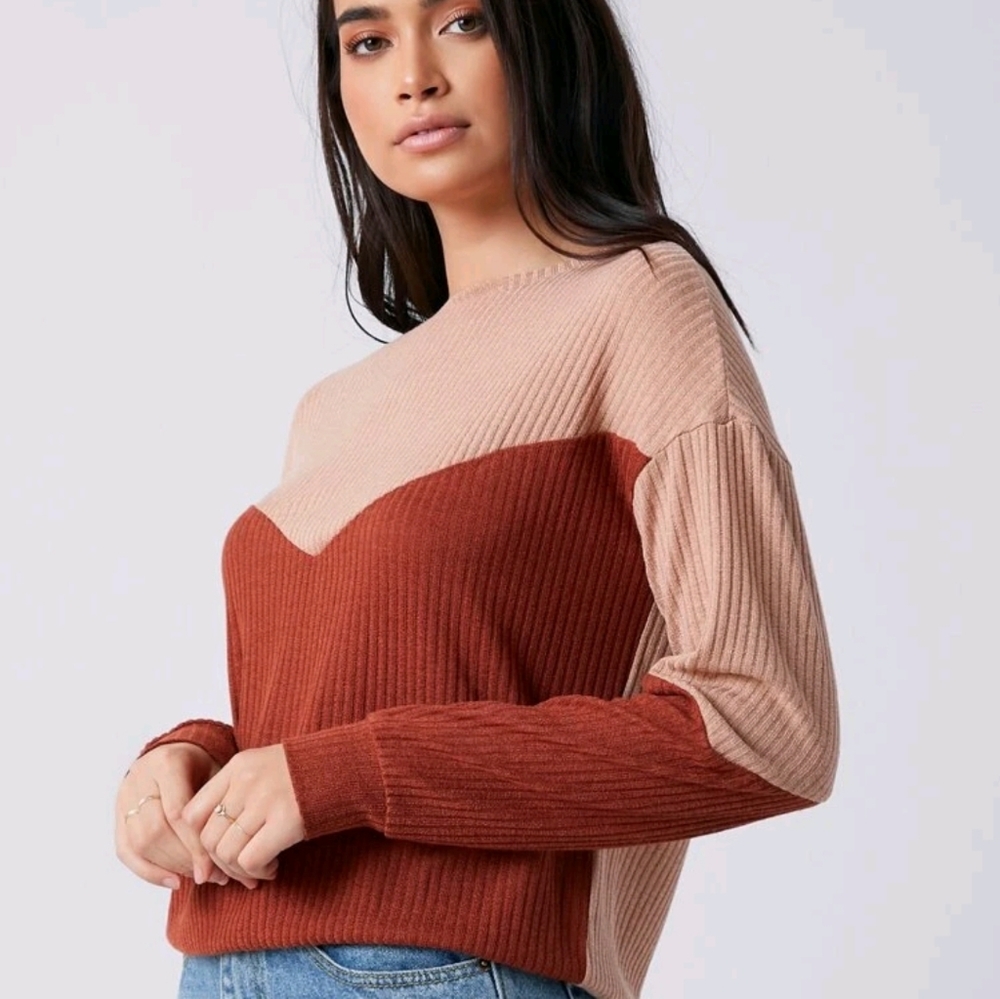 Drop Shoulder Colorblock Pullover - Picture 2 of 6
